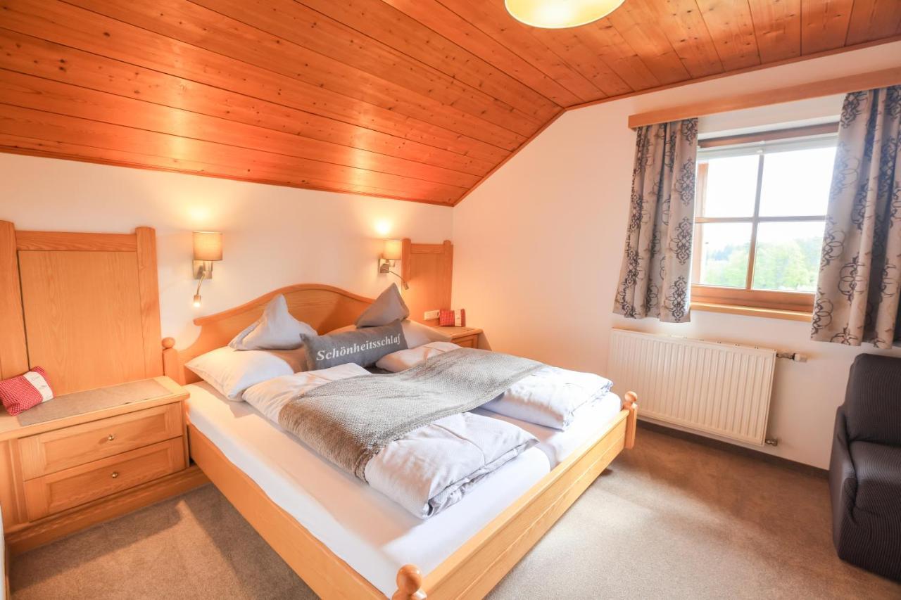 Biobauernhof Brandlhof Apartamento Ramsau am Dachstein Exterior foto