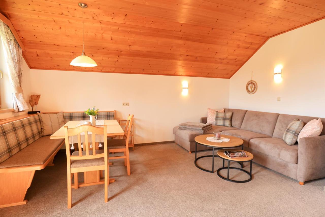 Biobauernhof Brandlhof Apartamento Ramsau am Dachstein Exterior foto
