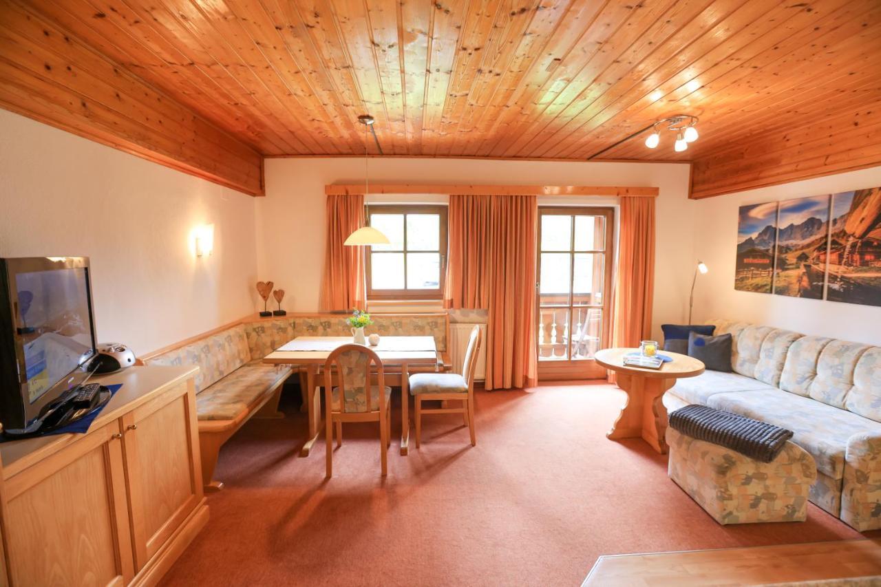 Biobauernhof Brandlhof Apartamento Ramsau am Dachstein Exterior foto